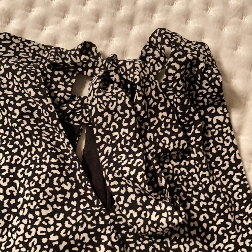Sleeveless top - Picture 4 of 6